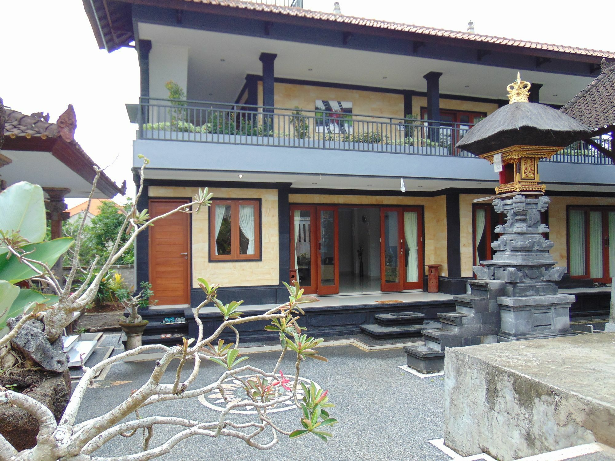 Dipondok Homestay Pecatu  Exterior photo